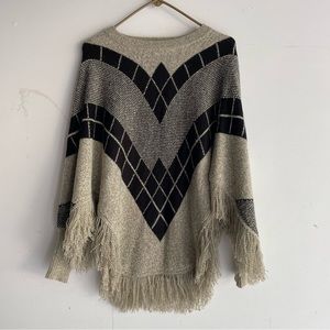 🌟Size L poncho sweater